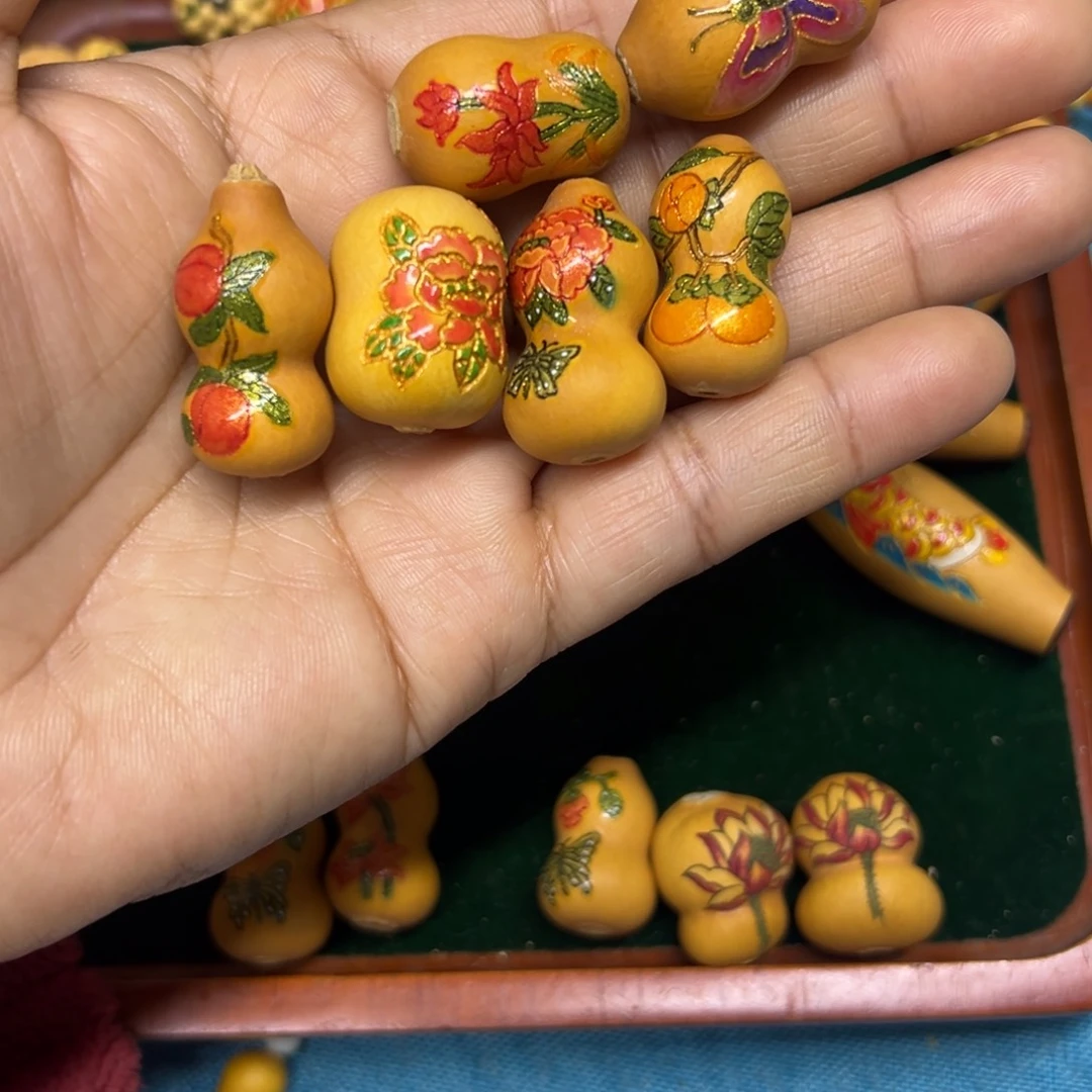 ?*?草里金墨刻小葫芦4颗送2颗