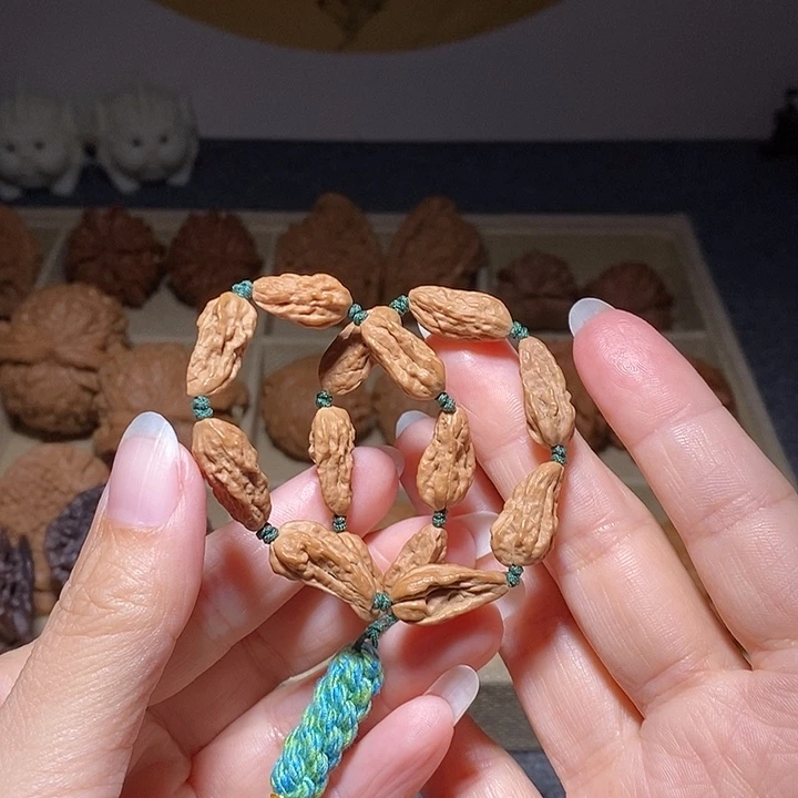 文玩核桃把件异形手持