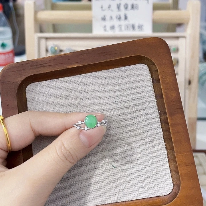 翡翠未镶嵌颈饰天然翡翠Ａ货