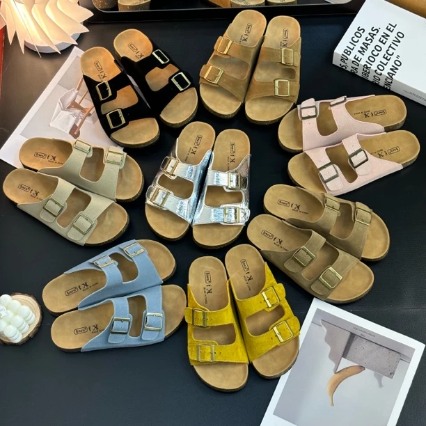 日系复古勃肯拖鞋2025新款女夏外穿平底一字凉拖网红沙滩罗马凉鞋