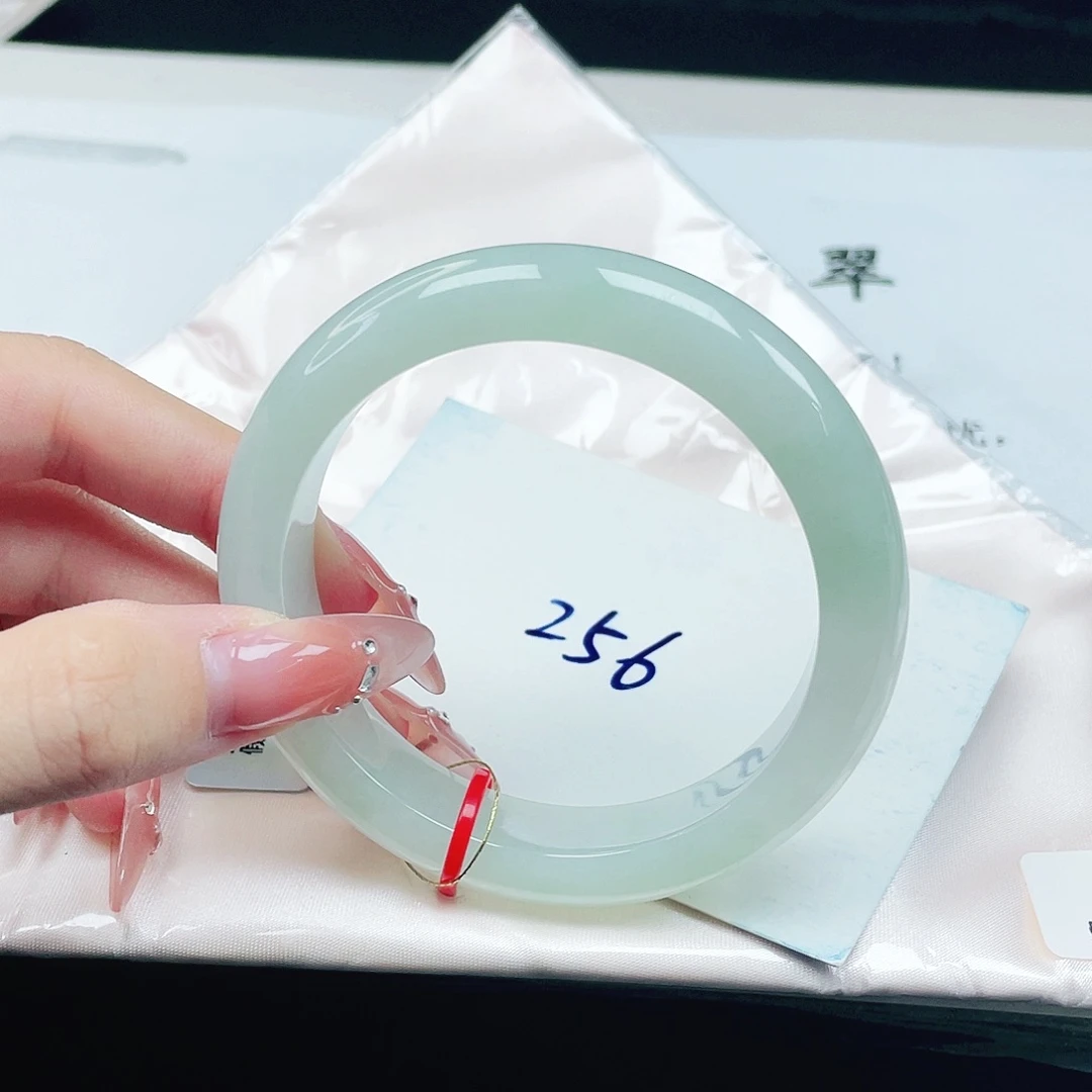 未镶嵌手镯翡翠55