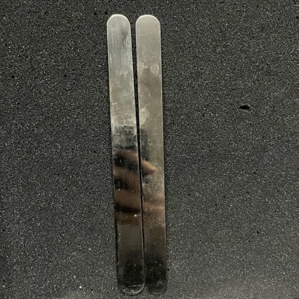 【4A-29】金属压板20厘米（1对）