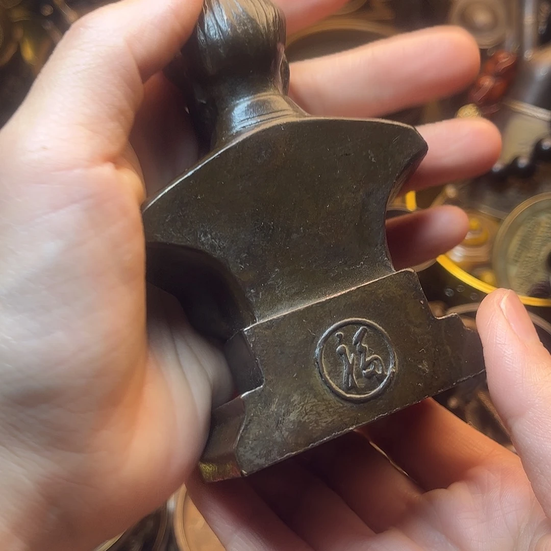 精美铜器工艺品等