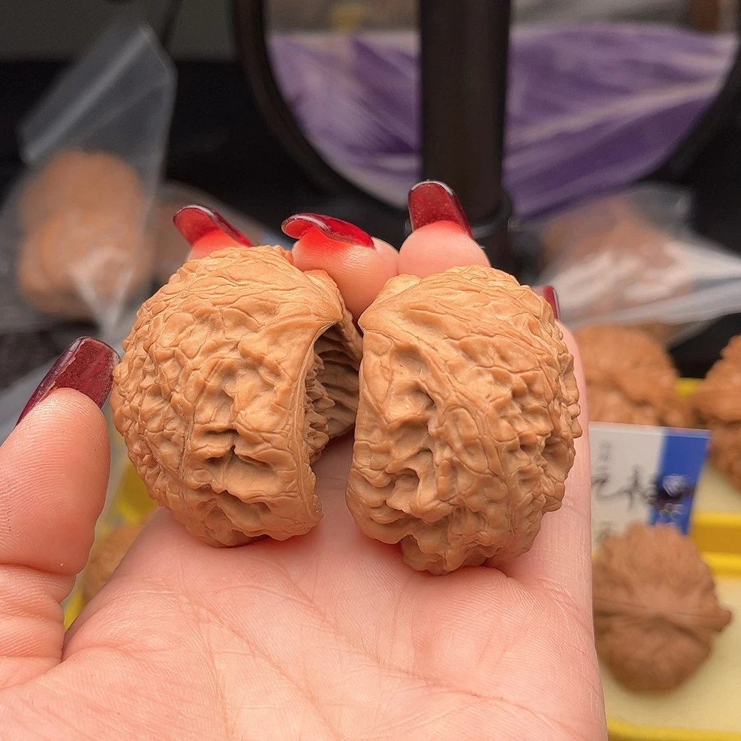 文玩核桃把件长****死聚宝盆有短齿44