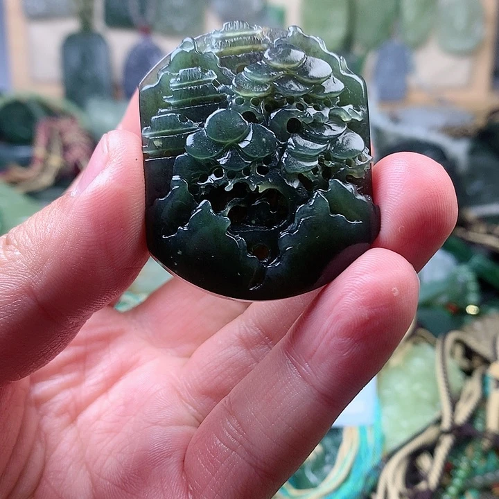 未镶嵌和田玉挂件