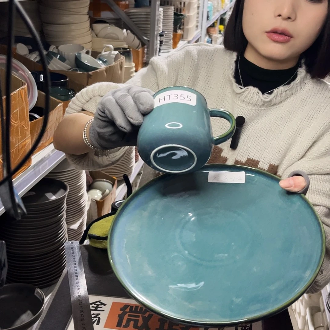 瓷片355。          2杯2盘