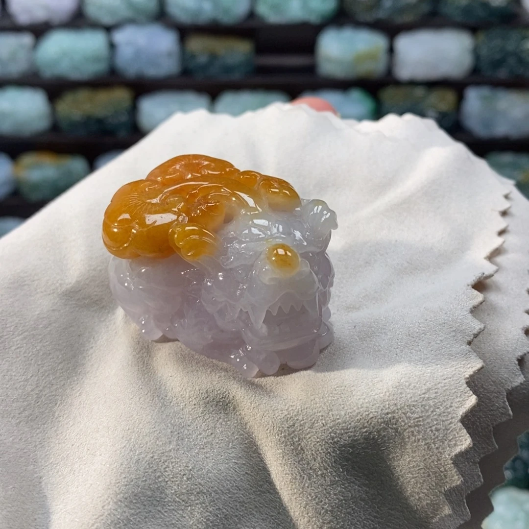 林***.翡翠未镶嵌颈饰天然翡翠吊坠貔貅