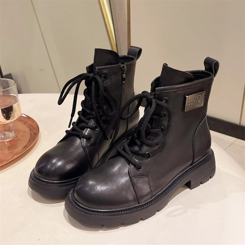 透气百搭厚款中筒冬季女系带中筒靴英伦风加绒马丁靴