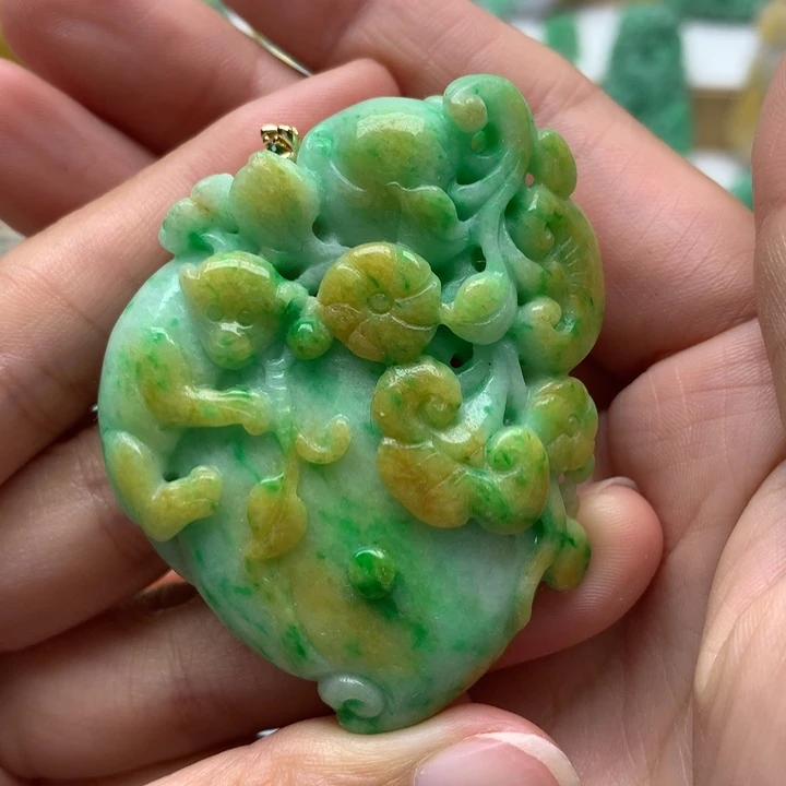 颈饰未镶嵌翡翠翡翠