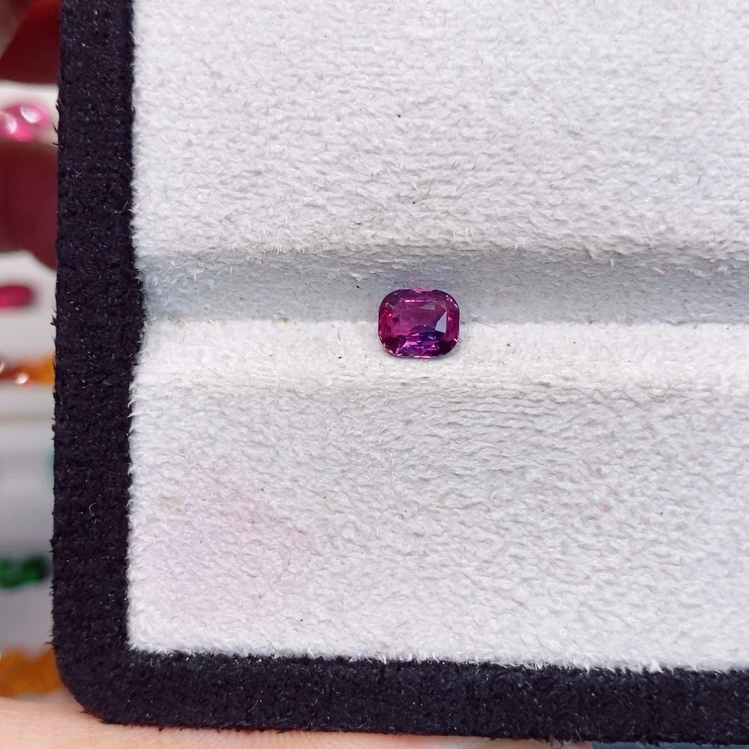 蓝宝石裸石未镶嵌蓝宝石1.04克拉