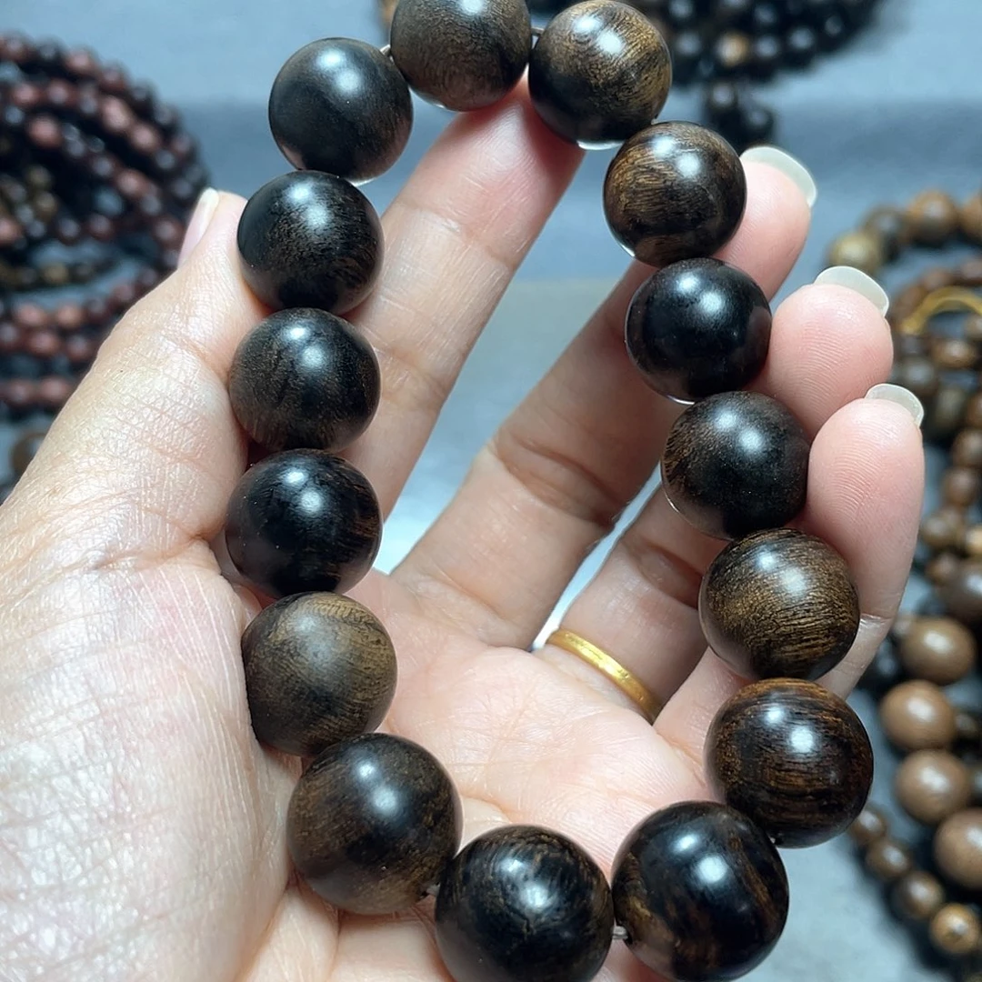 沉香手串冷*白棋瘤疤1.5