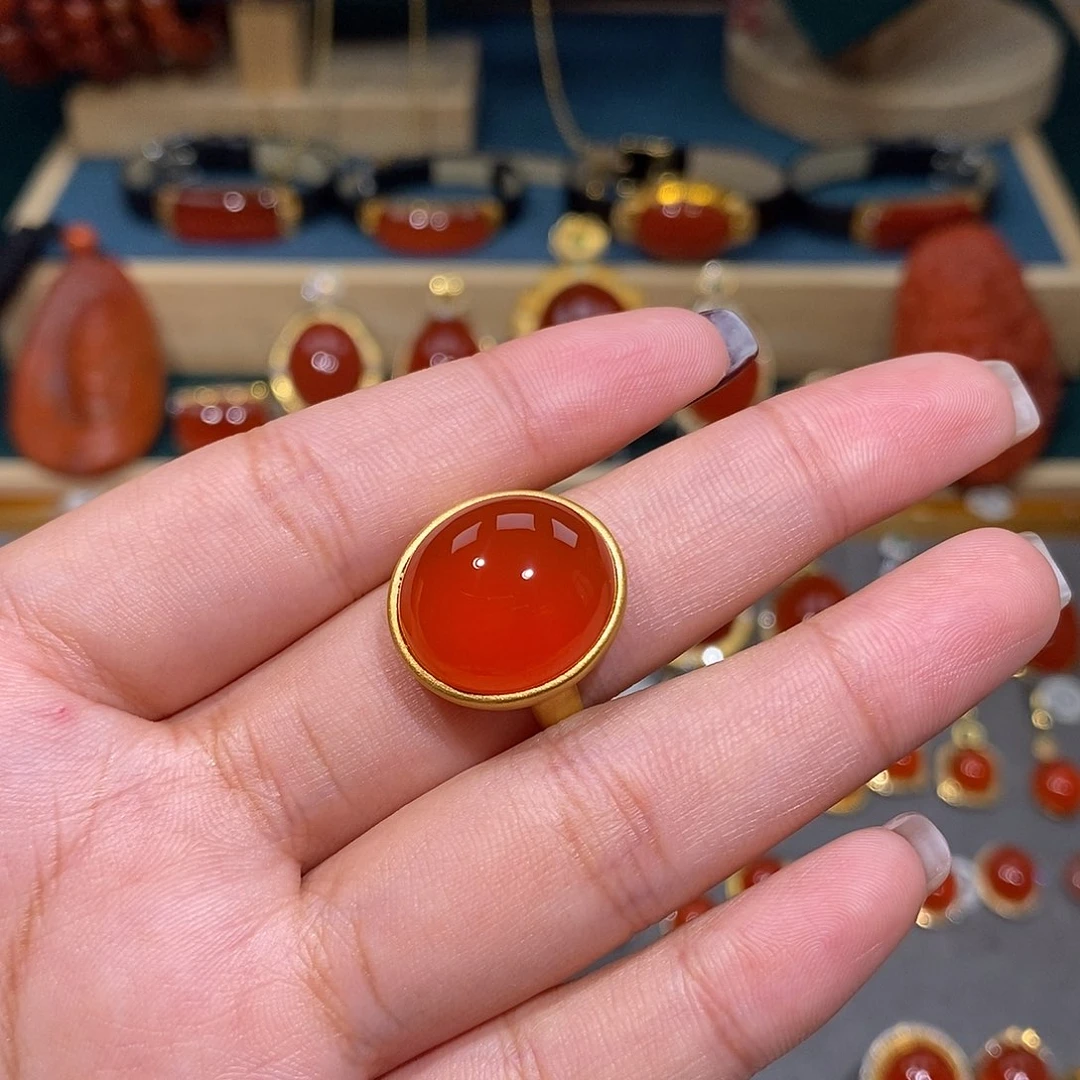 金***子南红玛瑙18K金镶嵌戒指