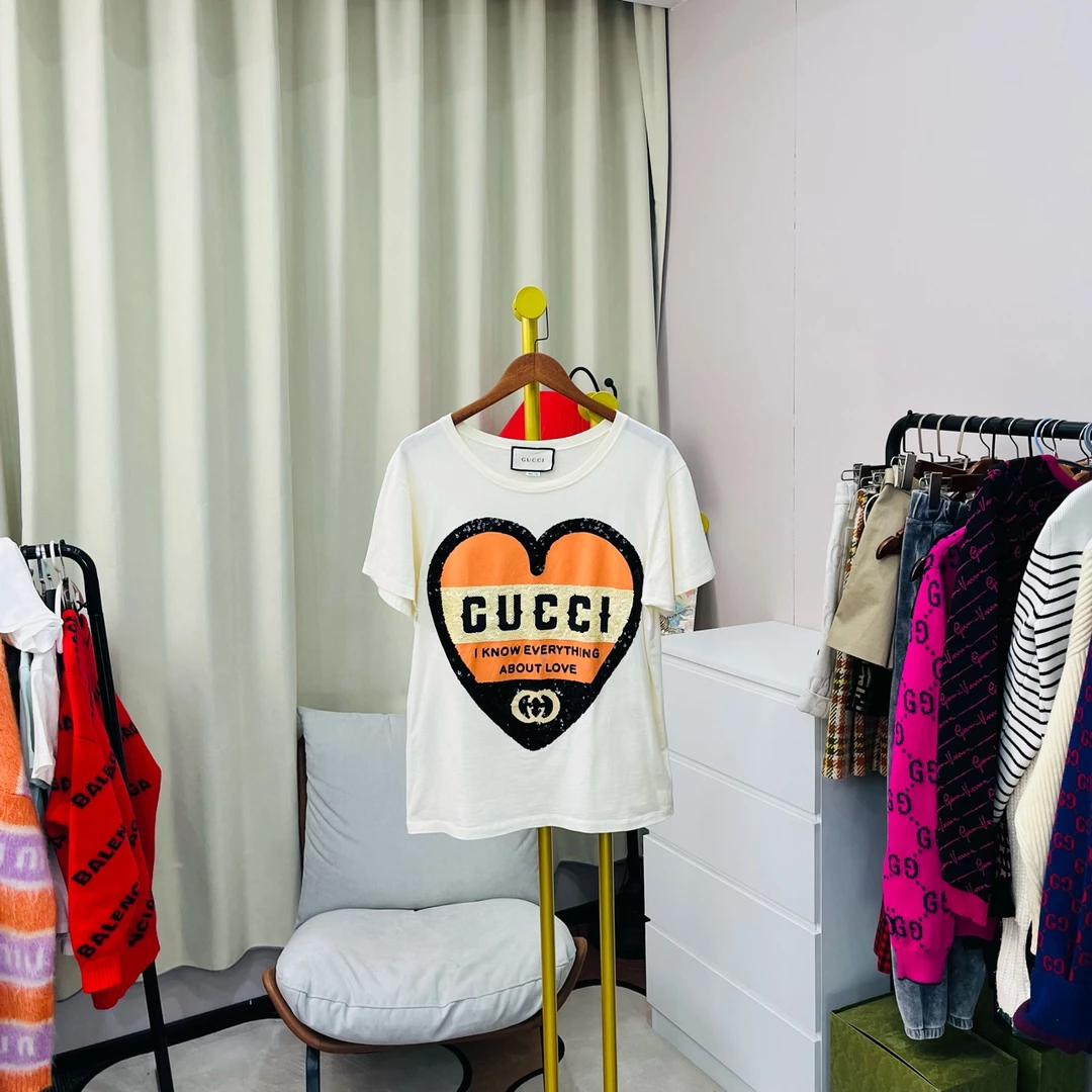 99新 GUCCI/古驰  白色鳞片爱心短袖 XS码