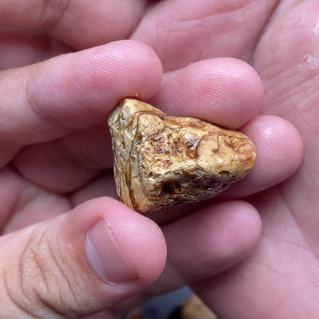 就***头定制琥珀未镶嵌定制