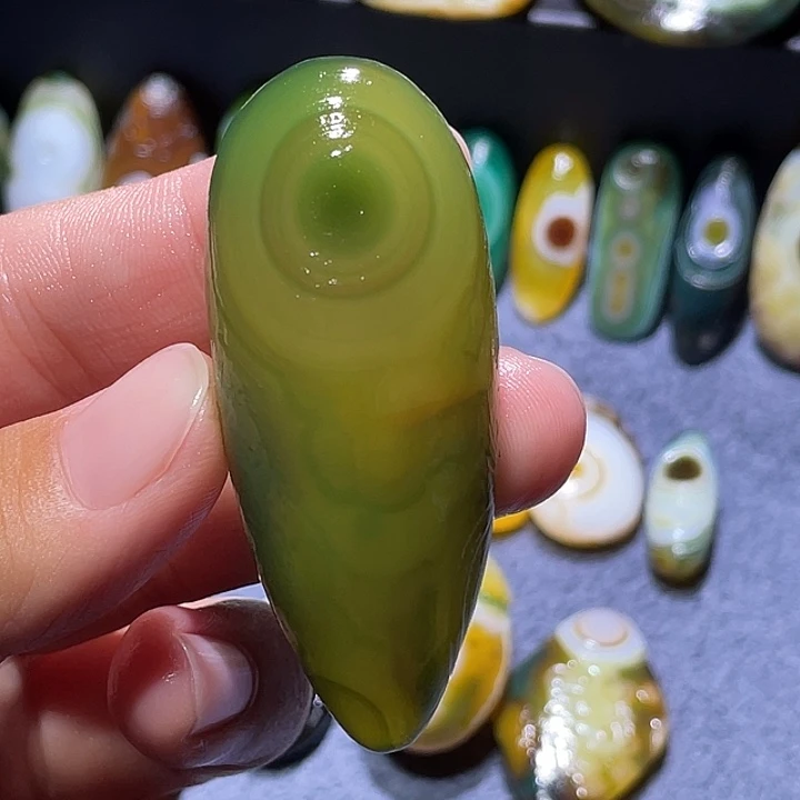 未镶嵌玛瑙/玉髓珠宝奇石