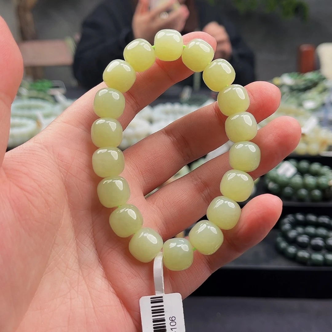 和田玉手串未镶嵌