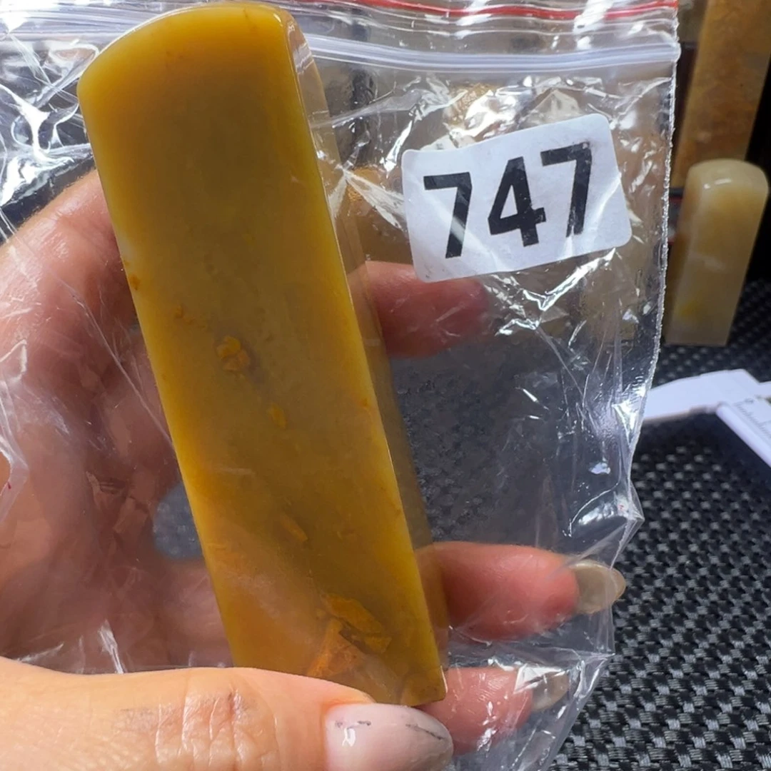 飞***梦老挝石巴林石巴林石
