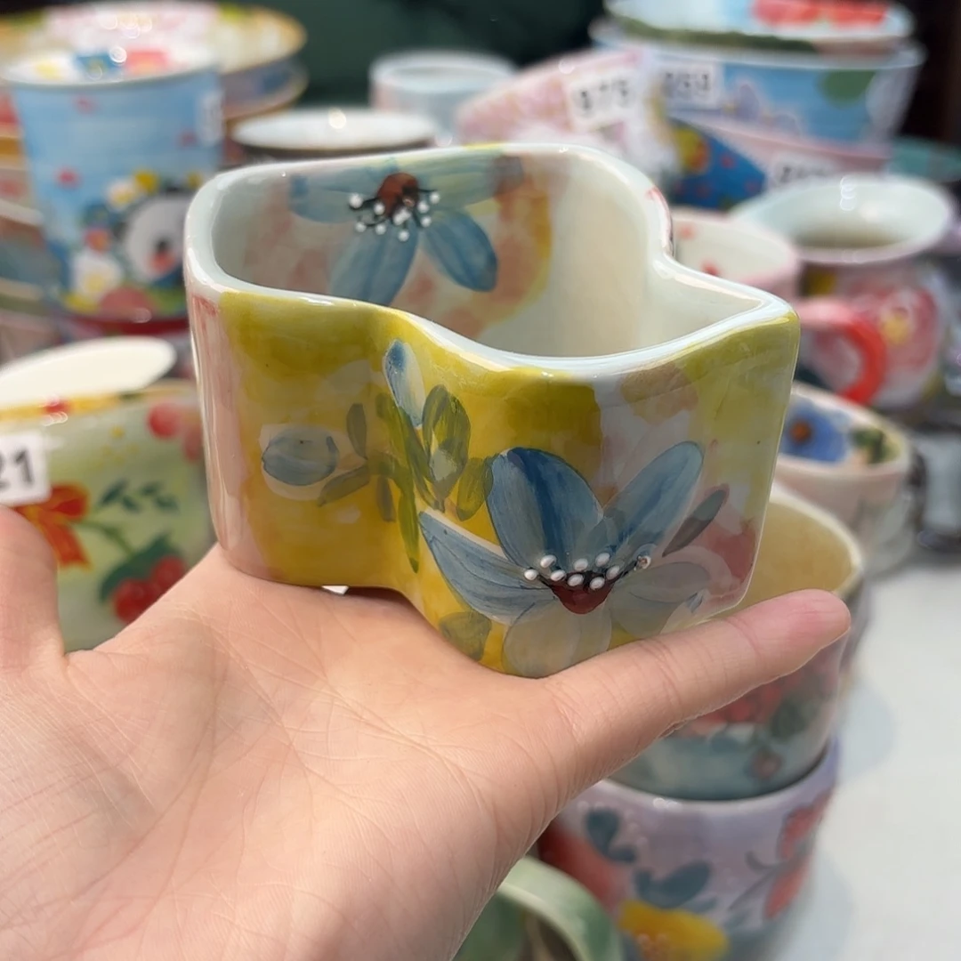 瓷片兔兔好可爱呀