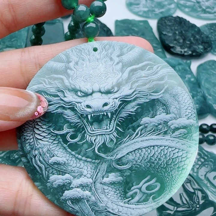 翡翠未镶嵌颈饰多样性发货天然A货翡翠