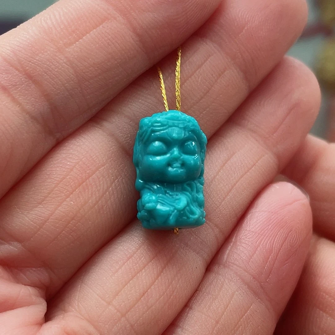 绿松石颈饰未镶嵌