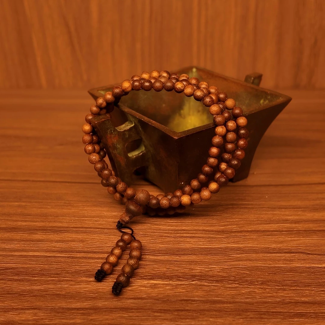 沉香海南莺歌绿棋楠0.8cm*108（多圈）
