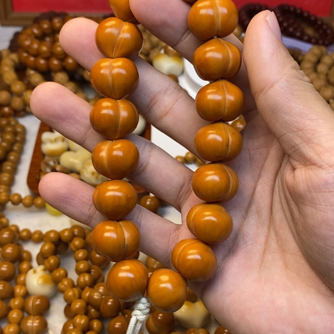 咿****猴头核桃微瑕屁桃