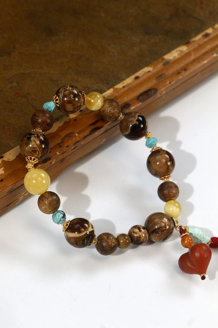 【芝士拿铁】缅甸溶洞根珀大点位单圈手串配南红