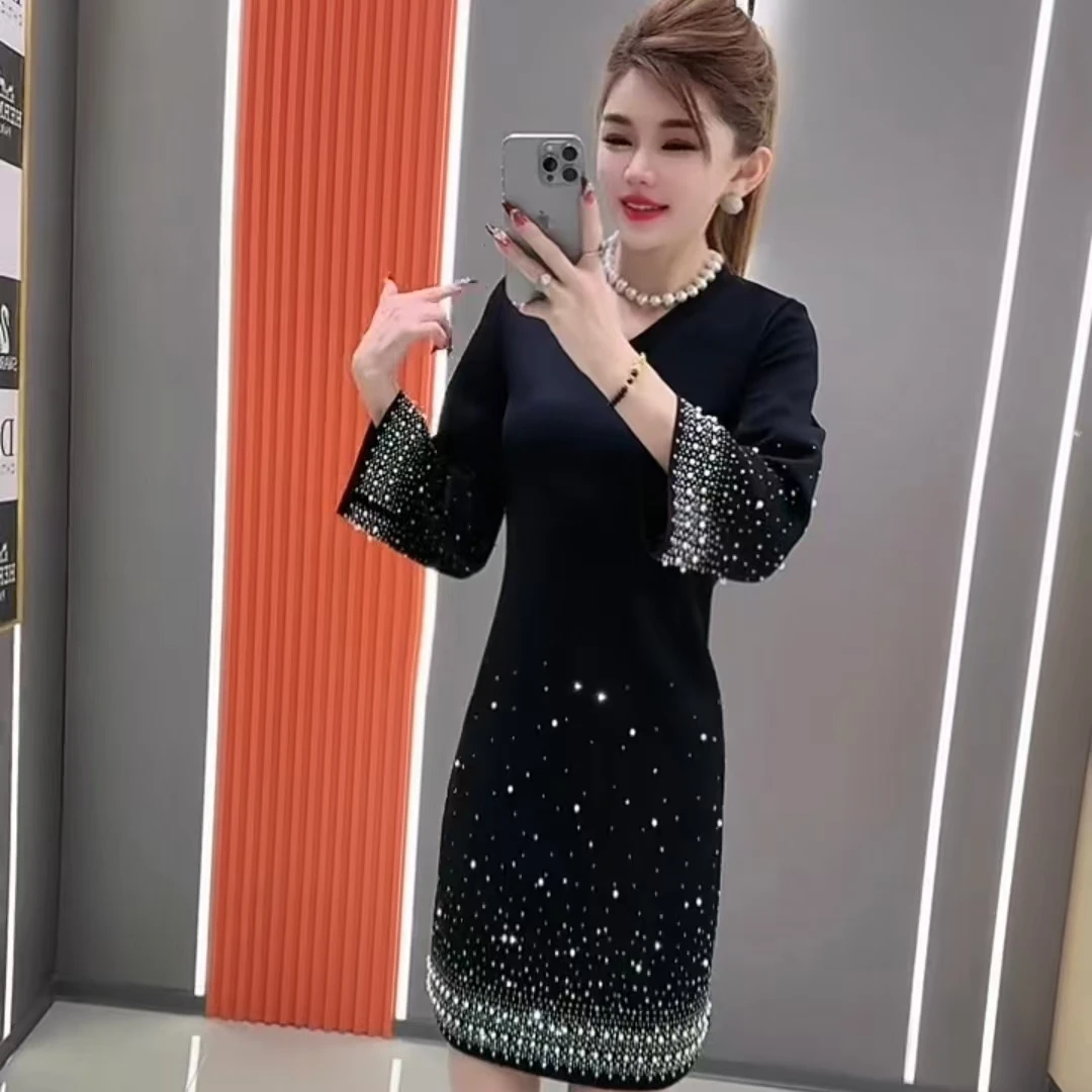 秋冬新款加厚时尚气质显瘦百搭满天星连衣裙