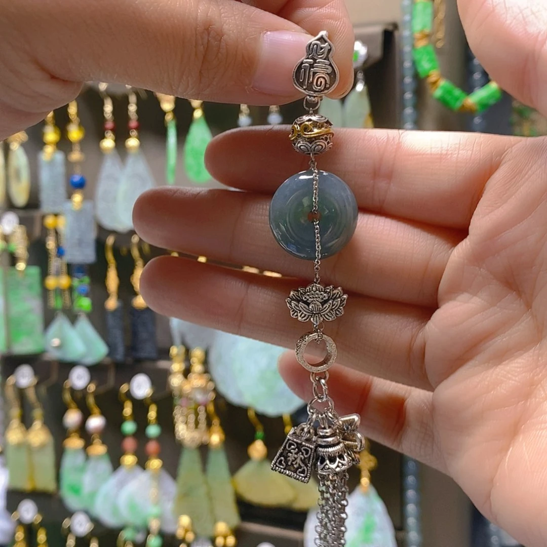 未镶嵌翡翠耳饰翡翠