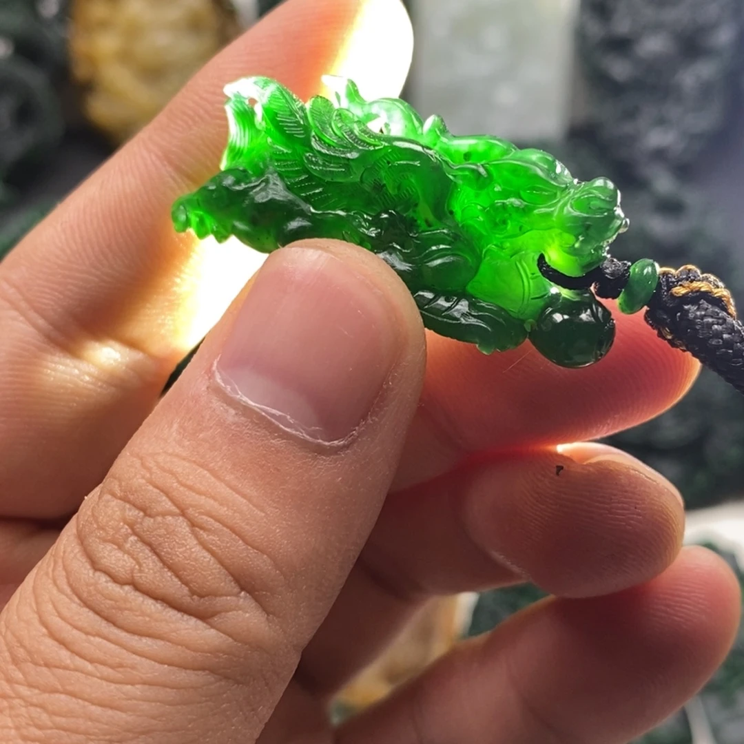 定制翡翠未镶嵌天然翡翠A货飞天貔貅