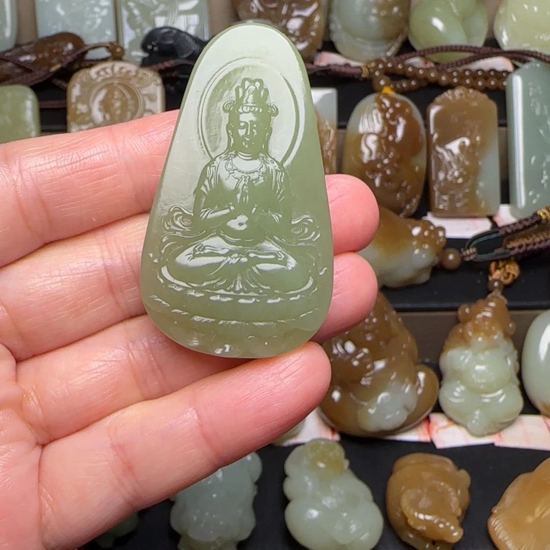 和田玉未镶嵌颈饰