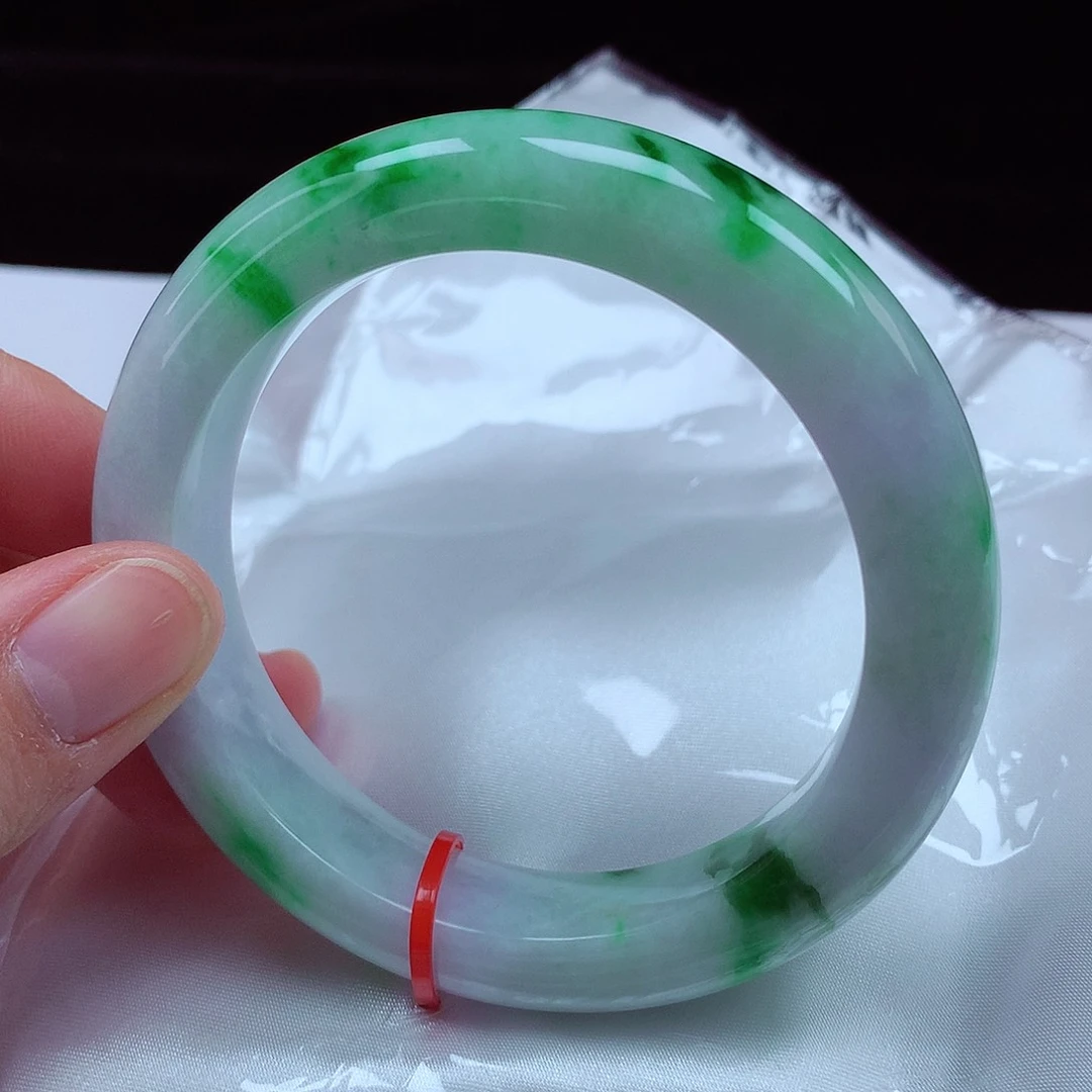 翡翠手镯未镶嵌58圈