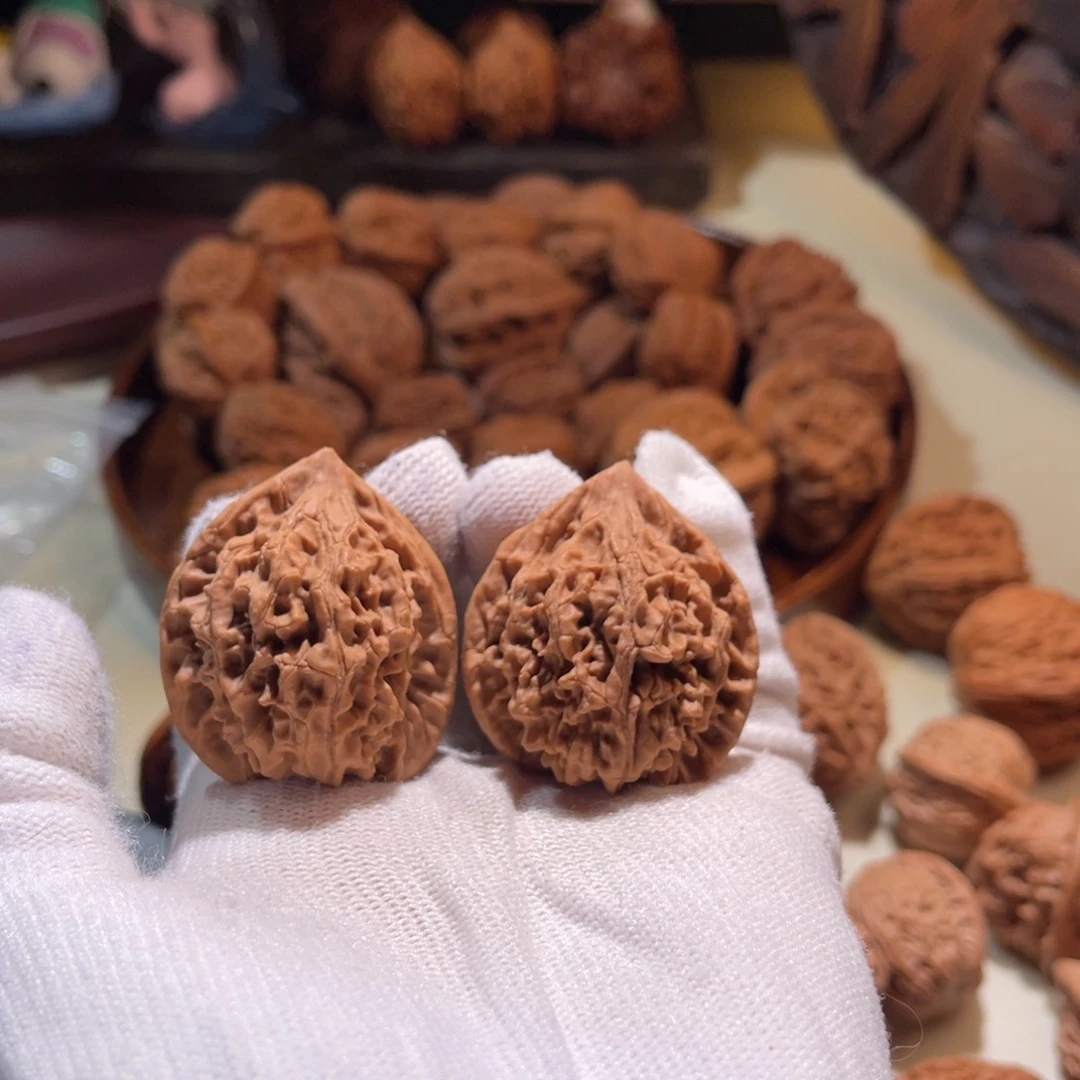 把件文玩核桃35原树鸡心