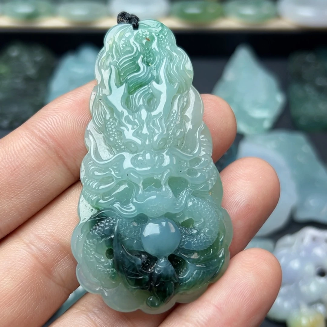 未镶嵌戒指翡翠龙牌