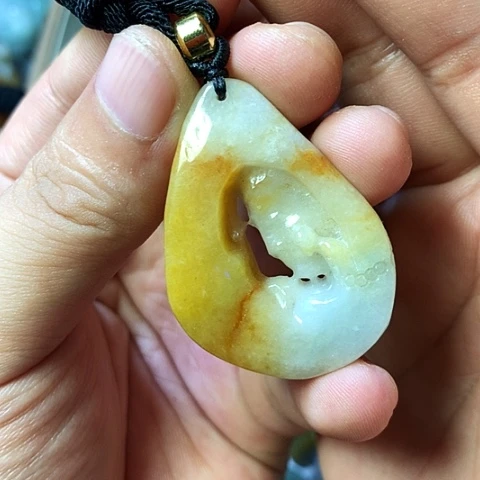 颈饰未镶嵌翡翠福豆豆珠宝翡翠颈饰