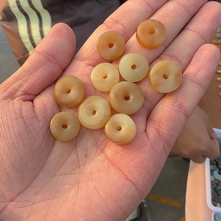 和田玉（糖玉）颈饰未镶嵌多样性发货拍一发一