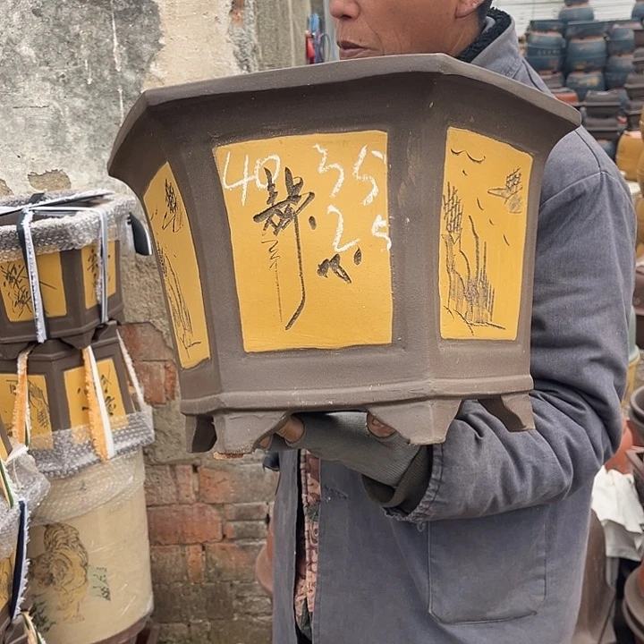 紫砂紫砂花盆和小