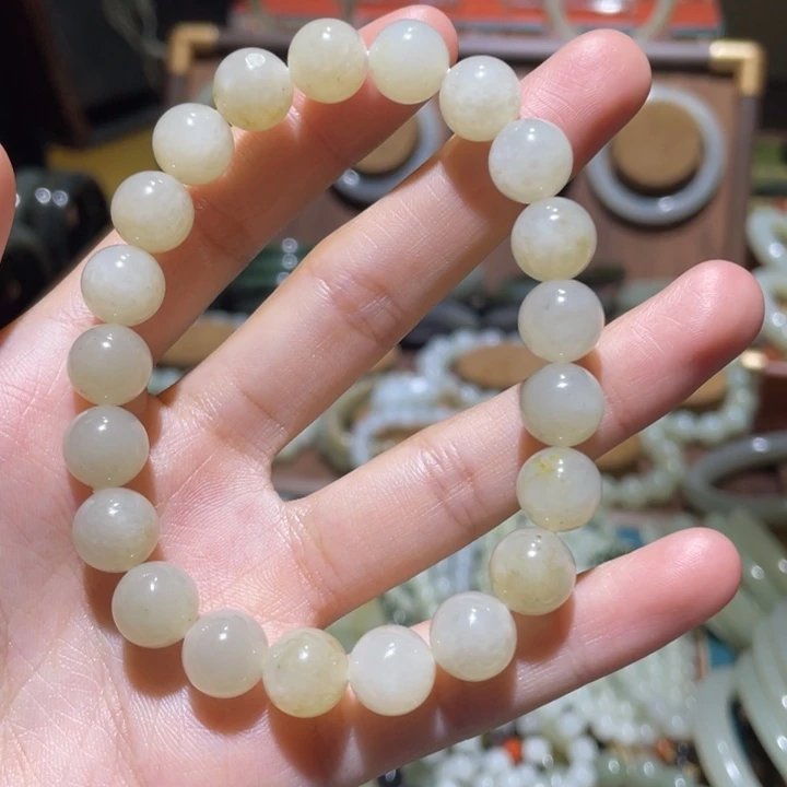 和田玉未镶嵌手链