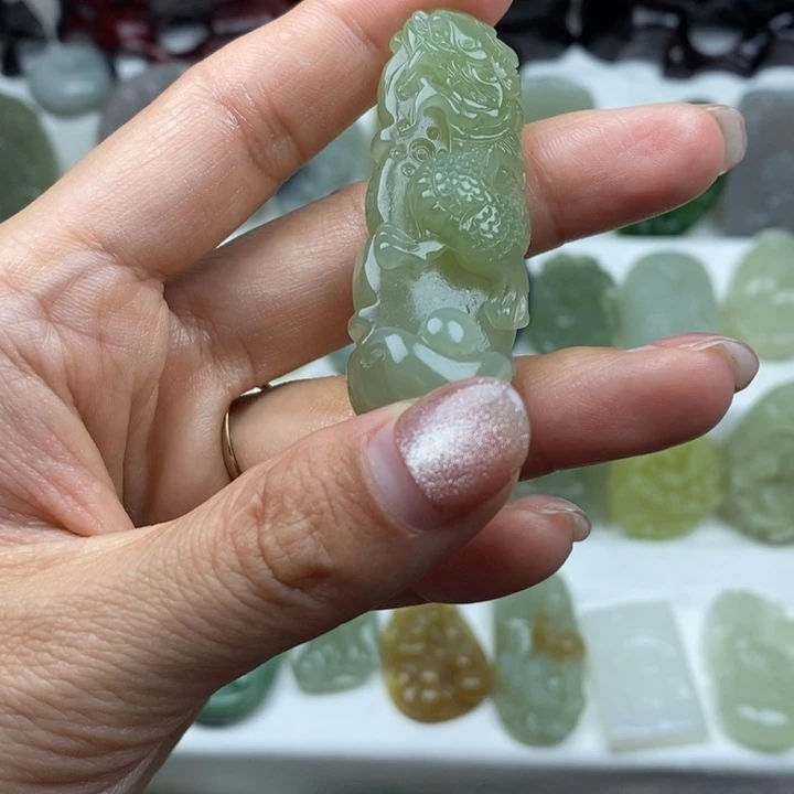 和田玉（糖玉）未镶嵌颈饰68