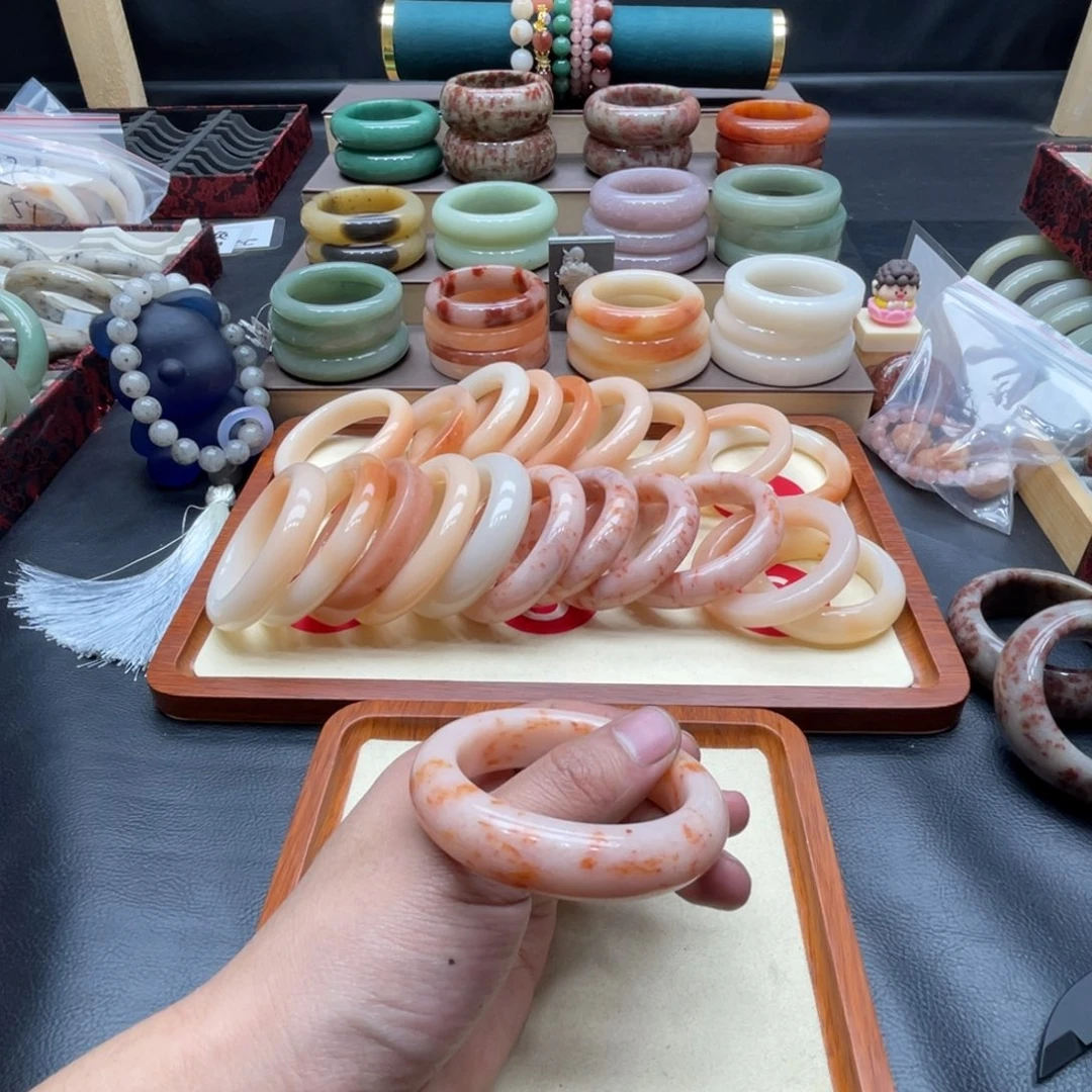 石英质玉手镯未镶嵌饲****～