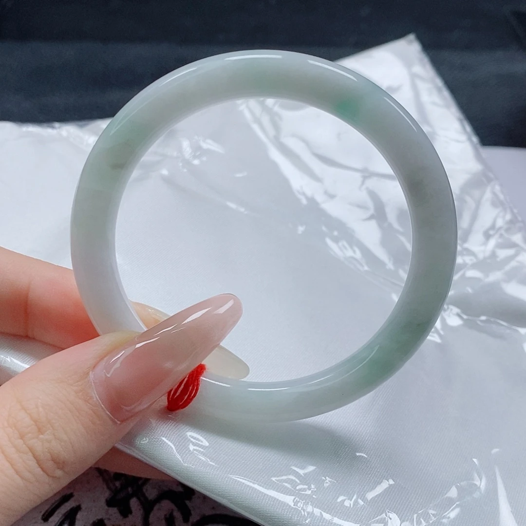 【闪购商品】未镶嵌手镯（圆镯）翡翠451号