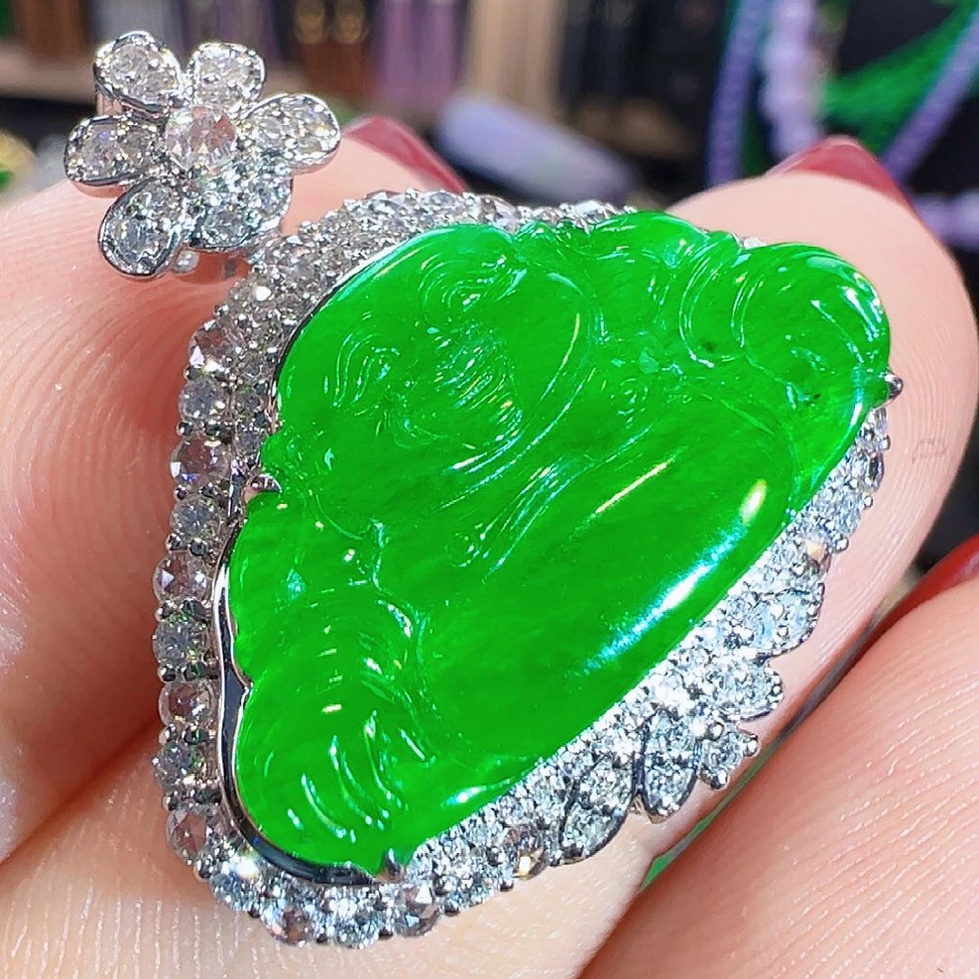 翡翠18K金镶嵌颈饰签收后24小时鉴赏期