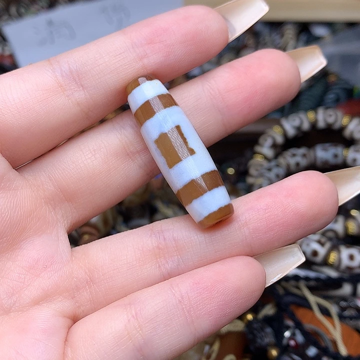 玛瑙/玉髓发一条未镶嵌