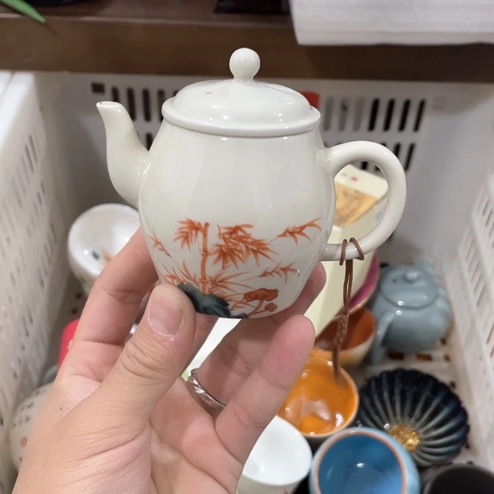 陶瓷茶具全部清清完回家过年