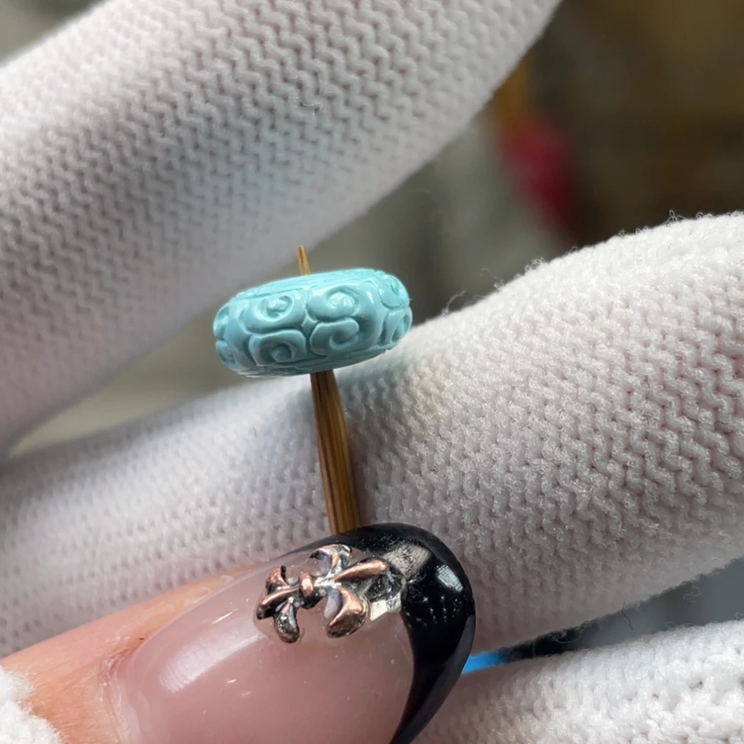 绿松石未镶嵌挂件