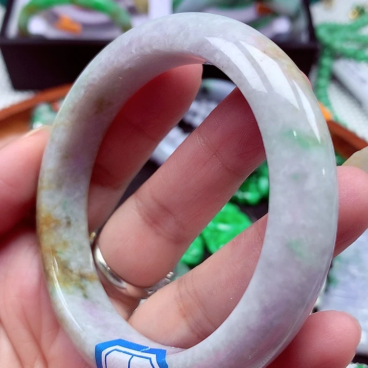 未镶嵌手镯翡翠翡翠