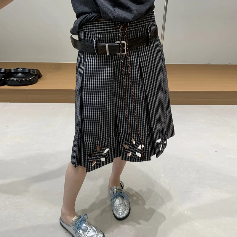 AVVENN|25设计师品牌新款25SS夏季裙子格子黑色花长裙半身裙百褶