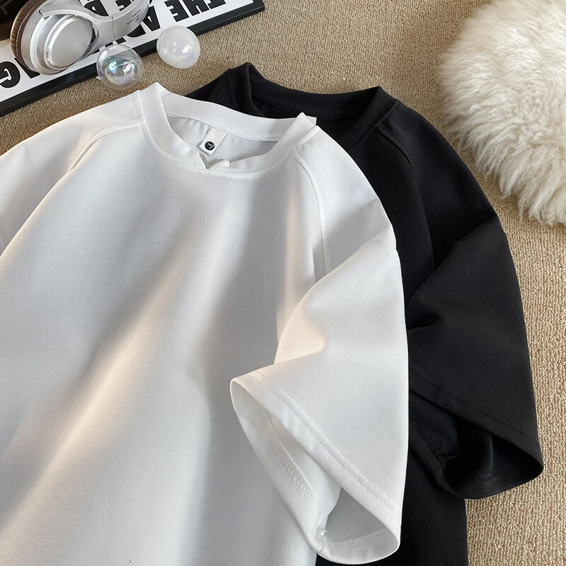 隐匿者2025夏季新款男士V领短袖T恤港风潮流简约百搭纯色韩版半袖