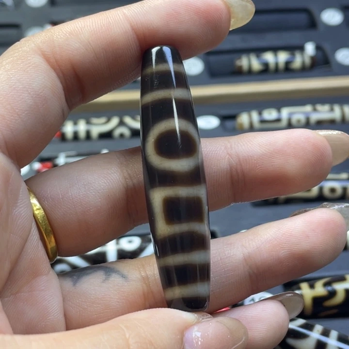 甘***哥玛瑙/玉髓未镶嵌颈饰