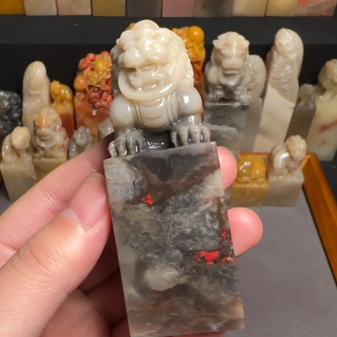 巴林石印石鸡血石